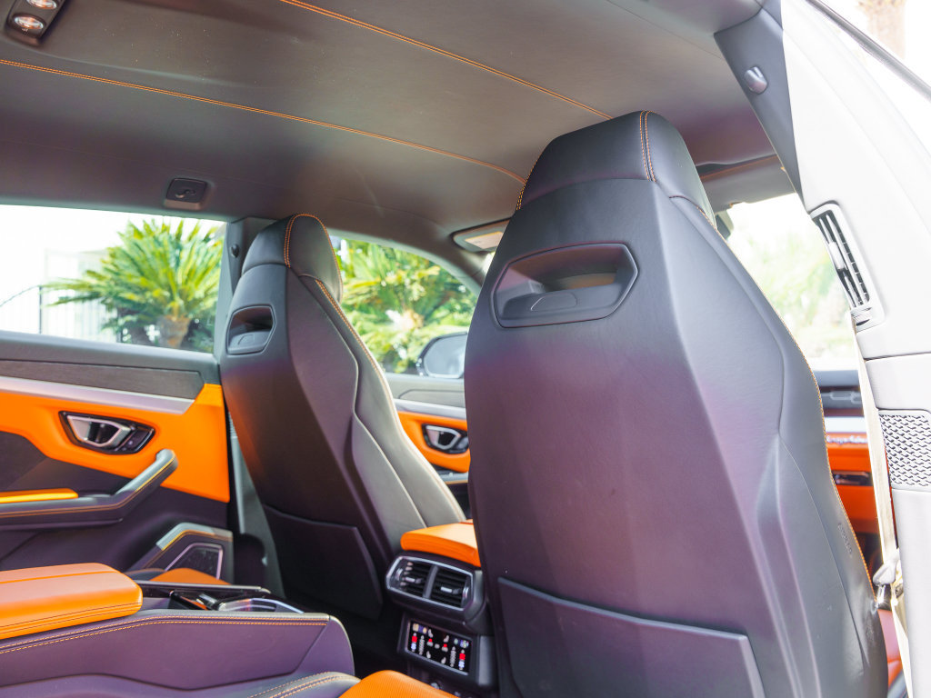Used 2022 Lamborghini Urus AWD/4WD image 24