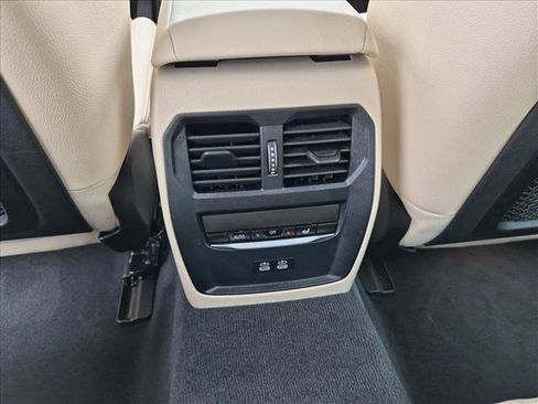Used 2024 BMW i4 eDrive35 w/ Premium Package RWD image 18