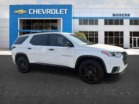 Used 2020 Chevrolet Traverse Premier w/ Redline Edition FWD image 6
