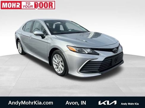 Used 2023 Toyota Camry LE image 1