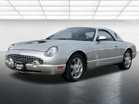 Used 2005 Ford Thunderbird RWD image 5