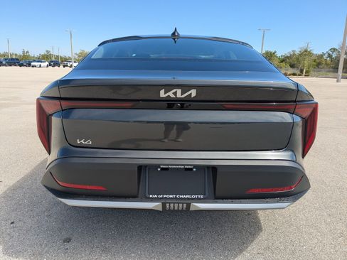 New 2026 Kia K4 LX FWD image 6