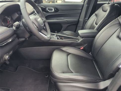 New 2026 Jeep Compass Limited image 16