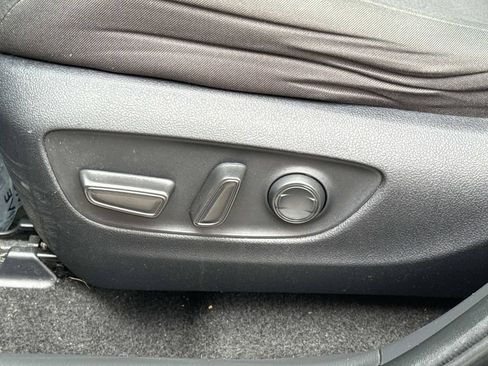 Used 2024 Toyota RAV4 XLE w/ Convenience Package FWD image 21