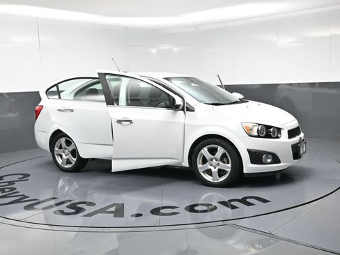 Used 2015 Chevrolet Sonic LTZ FWD image 25