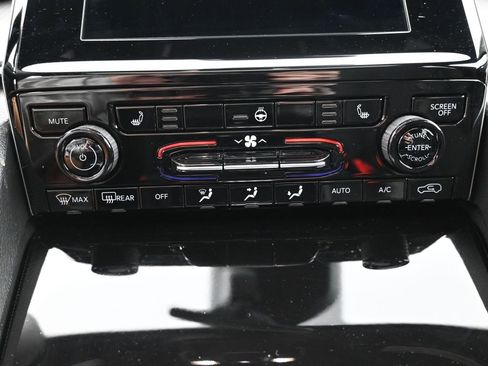 New 2026 Jeep Grand Cherokee Laredo X image 17