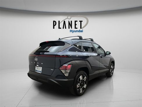 Certified 2025 Hyundai Kona SEL image 7