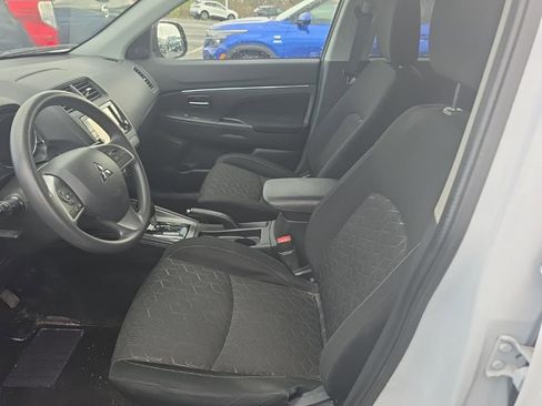 Used 2022 Mitsubishi Outlander Sport ES image 3