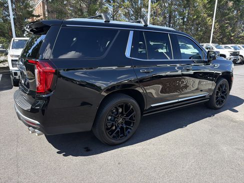 Used 2023 GMC Yukon Denali AWD/4WD image 10
