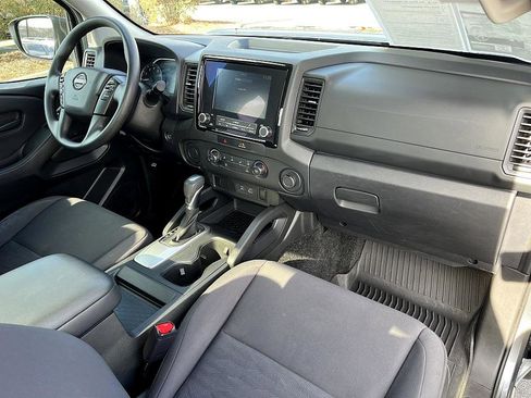 Certified 2023 Nissan Frontier S image 17