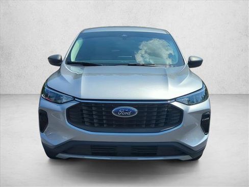 Used 2024 Ford Escape Active w/ Cold Weather Package FWD image 2