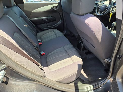 Used 2015 Chevrolet Sonic LT FWD image 30