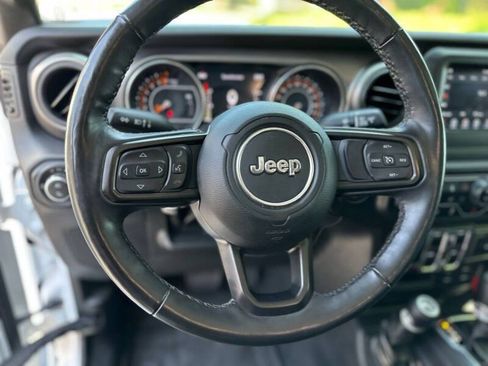 Used 2022 Jeep Gladiator Sport AWD/4WD image 23