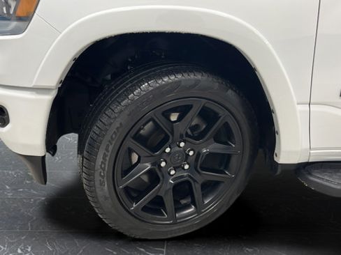 Used 2022 RAM 1500 Laramie AWD/4WD image 35