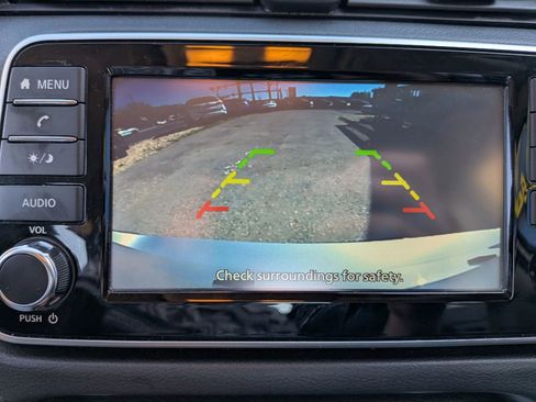 Used 2025 Nissan Versa S FWD image 43