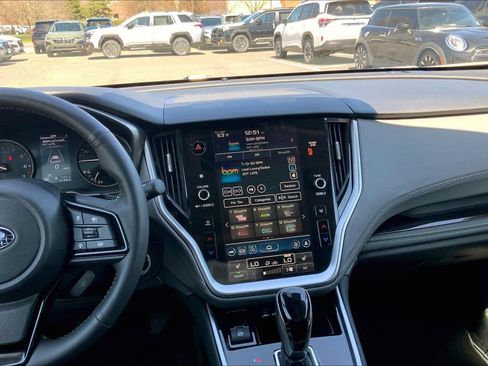 Certified 2025 Subaru Outback Onyx Edition image 6