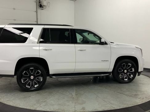 Used 2018 GMC Yukon SLT AWD/4WD image 8