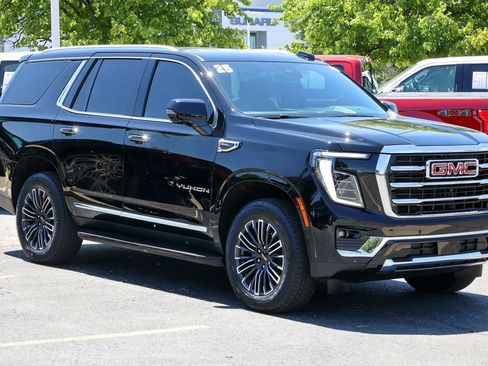 Used 2025 GMC Yukon Elevation w/ LPO, Floor Liner Package AWD/4WD image 24