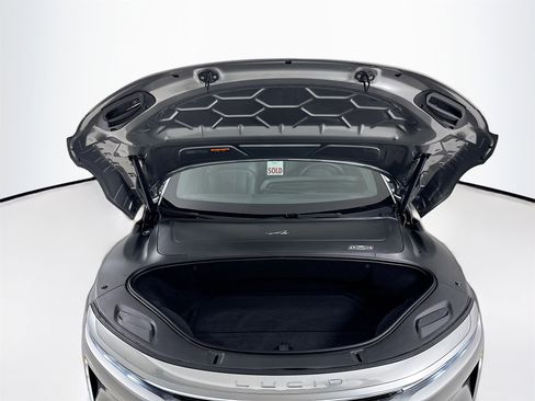 Used 2022 Lucid Air Grand Touring image 31
