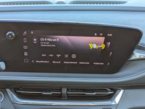 Certified 2024 Buick Envista Preferred w/ Convenience I Package image 18