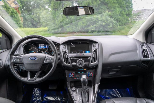 Used 2017 Ford Focus Titanium FWD image 12