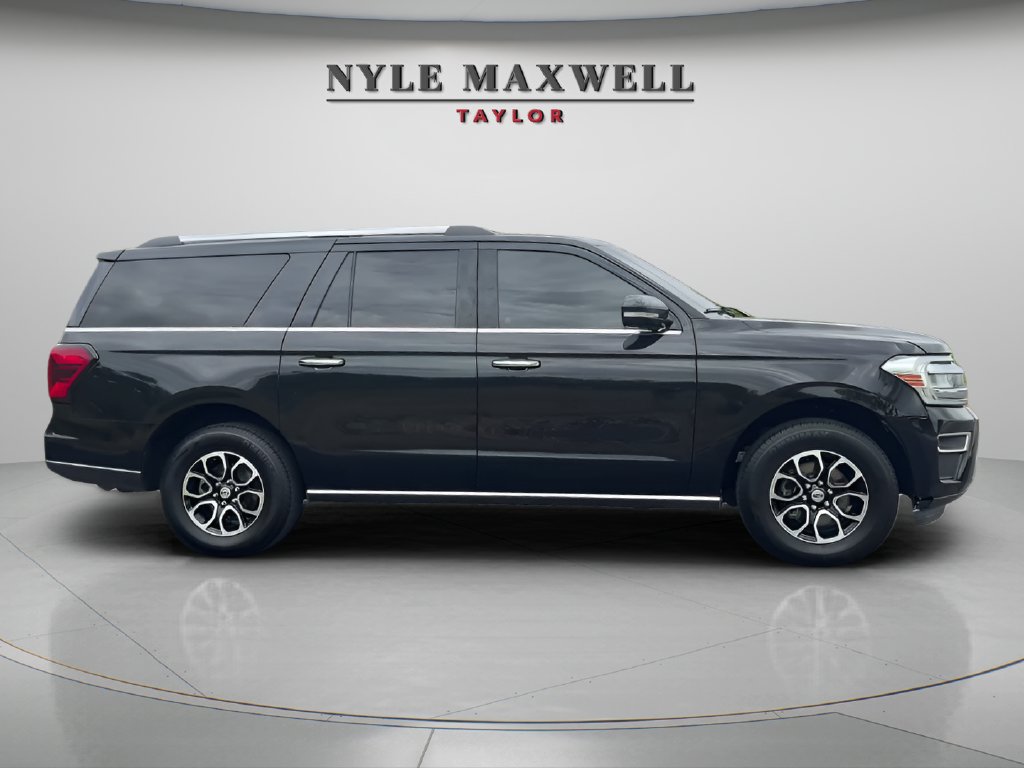 Used 2024 Ford Expedition Max Limited AWD/4WD image 4
