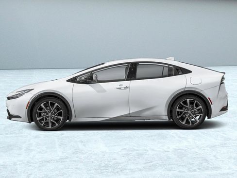 New 2026 Toyota Prius Plug-In Hybrid FWD image 3
