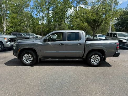 Used 2025 Nissan Frontier S RWD image 2