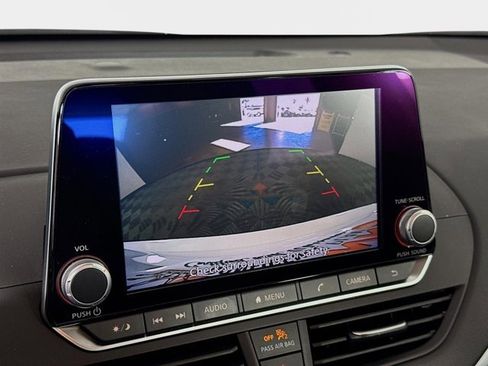 Certified 2025 Nissan Altima 2.5 S image 17