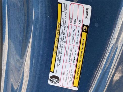 Used 2020 Dodge Challenger SXT image 17