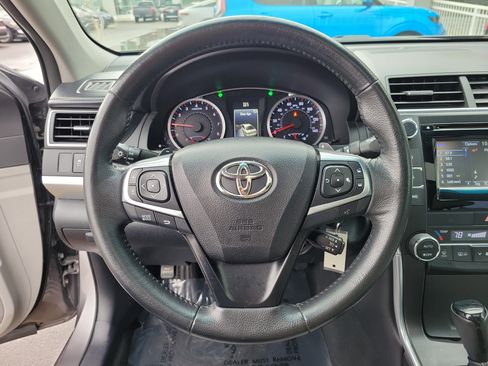 Used 2015 Toyota Camry XSE w/ Moonroof Package image 21