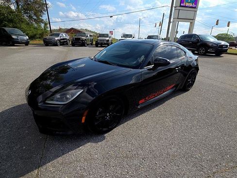 Used 2022 Toyota GR86 w/ ALL Weather Mat Package (TMS) image 2