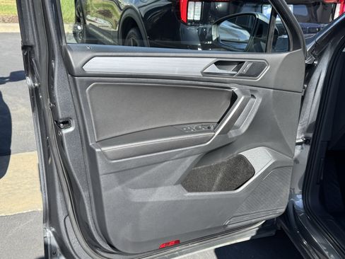 Used 2022 Volkswagen Tiguan S FWD image 13