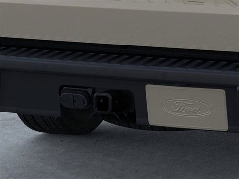 New 2025 Ford Maverick XLT w/ XLT Luxury Package image 23