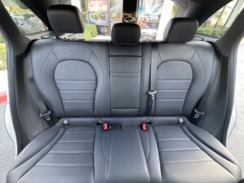 Used 2019 Mercedes-Benz GLC 300 image 23