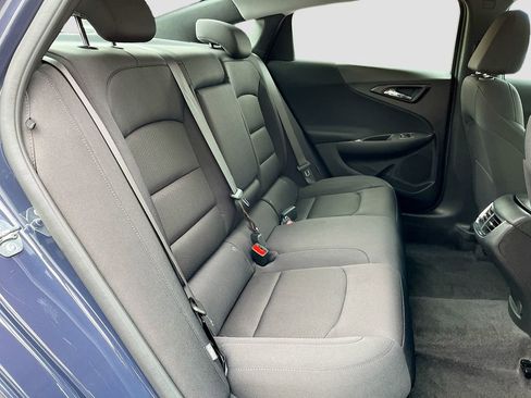 Used 2025 Chevrolet Malibu LT image 31