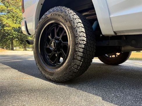 Used 2018 RAM 2500 Big Horn w/ Sport Appearance Group image 6