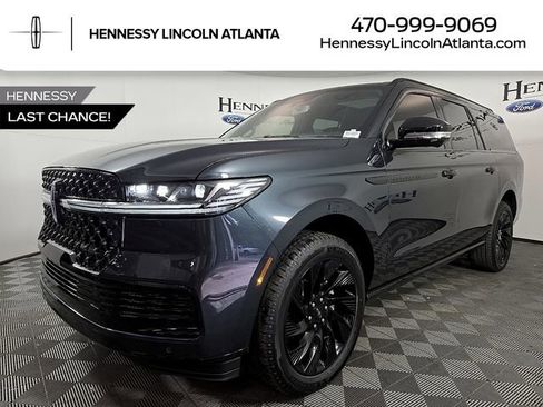 New 2025 Lincoln Navigator L Reserve w/ Jet Appearance Package AWD/4WD image 1