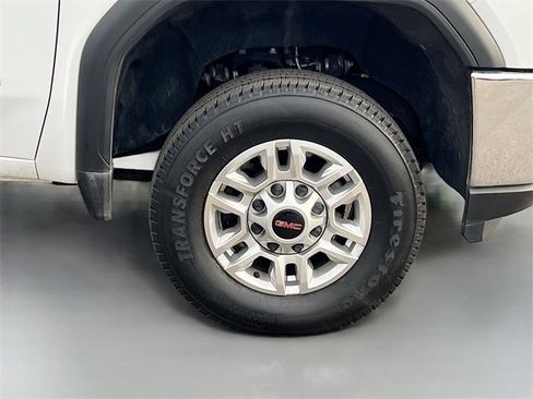 Used 2023 GMC Sierra 2500 SLE w/ SLE Value Package; image 37