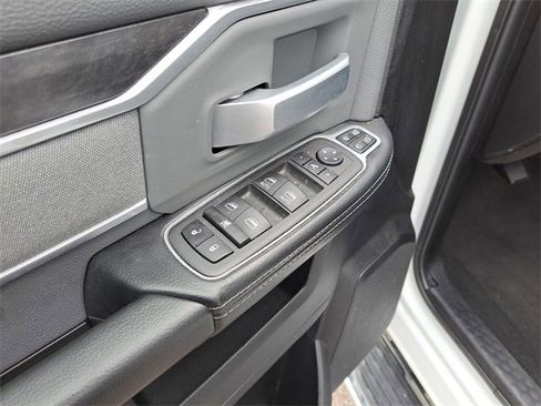 Used 2023 RAM 2500 Big Horn w/ Level 1 Equipment Group image 15