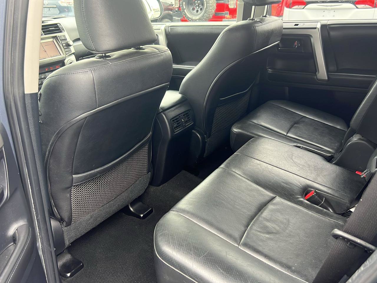 Used 2010 Toyota 4Runner Limited AWD/4WD image 14