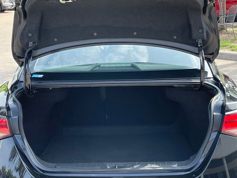 Used 2024 Nissan Sentra SV FWD image 26