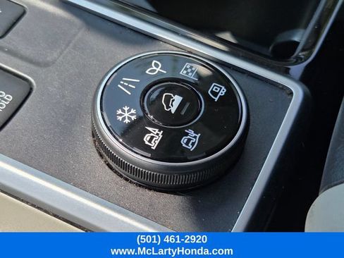 Used 2023 Nissan Pathfinder SL w/ SL Premium Package AWD/4WD image 30
