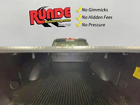 Used 2018 Chevrolet Silverado 1500 LT w/ All Star Edition image 16