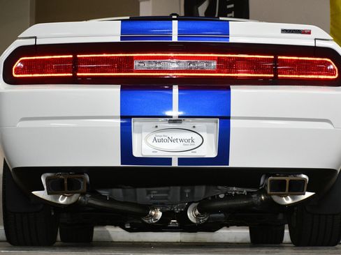 Used 2011 Dodge Challenger SRT8 w/ SRT Option Group II image 82