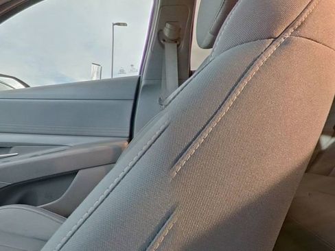 Used 2023 Hyundai Elantra SEL image 24