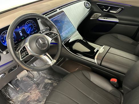 Used 2023 Mercedes-Benz EQE 350+ 4MATIC SUV image 9
