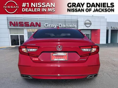 Used 2020 Honda Accord Sport image 5