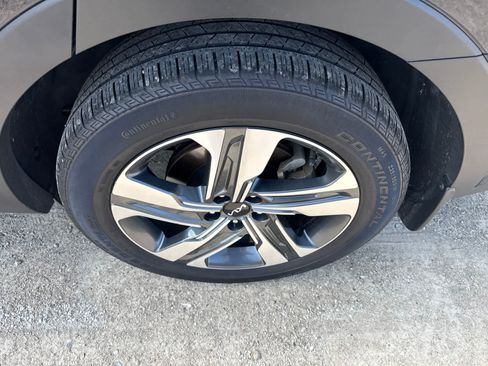 Used 2023 Kia Sorento EX AWD/4WD image 7