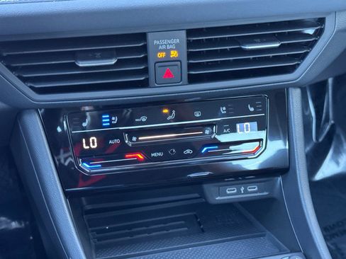 New 2026 Volkswagen Jetta SEL image 19